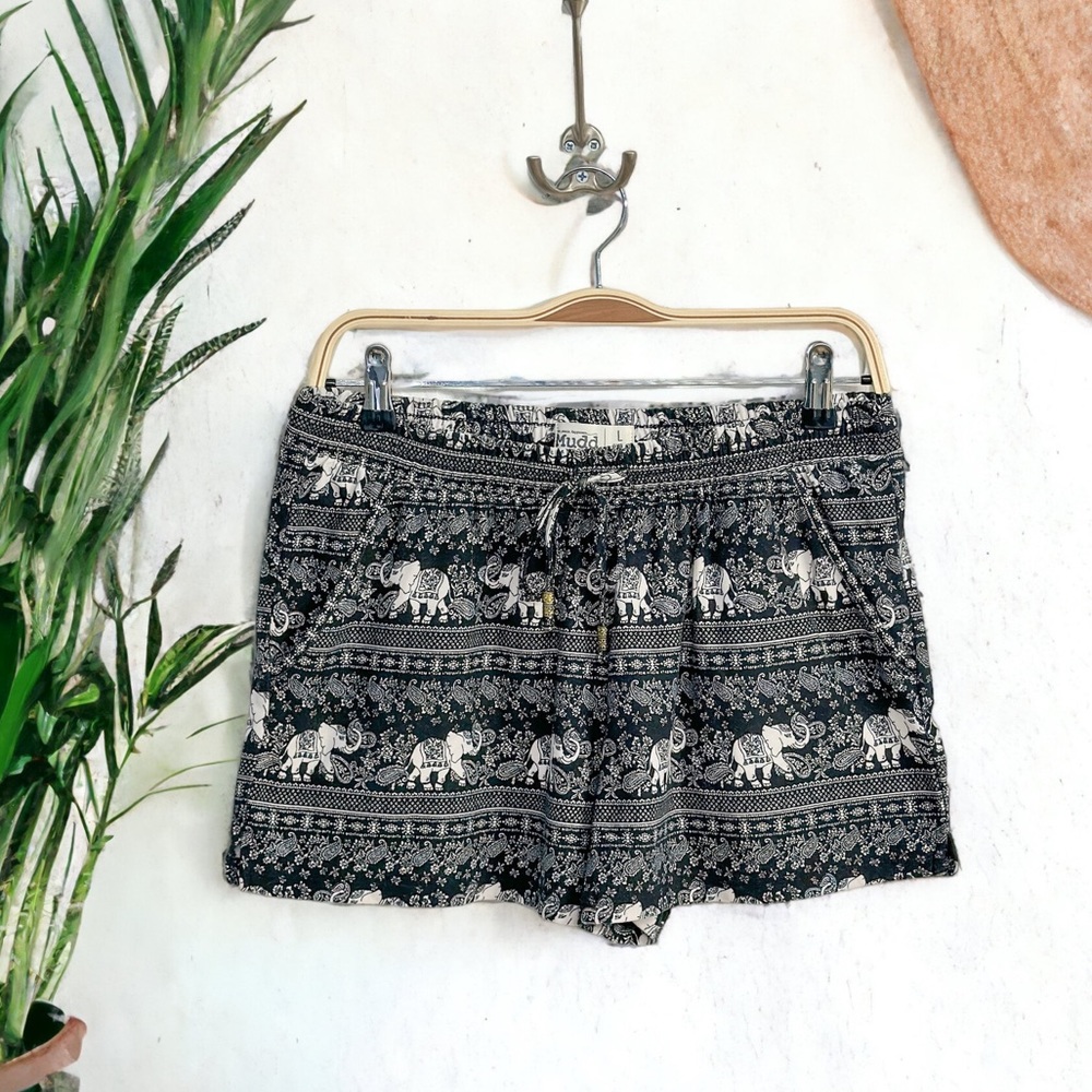 Mudd Brand Boho Elephant Comfy Elastic Waist Shorts| Size Large